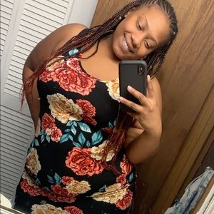 Meet your Posher, Kamari